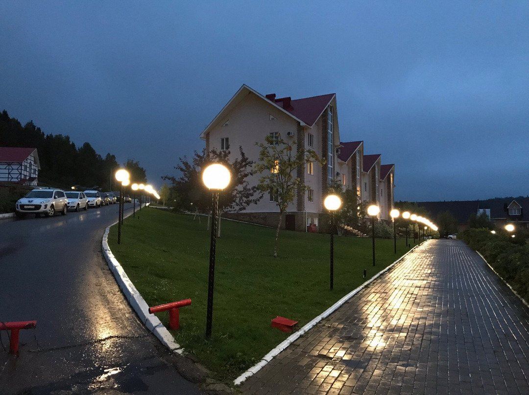 Pavlovskiy Park主图