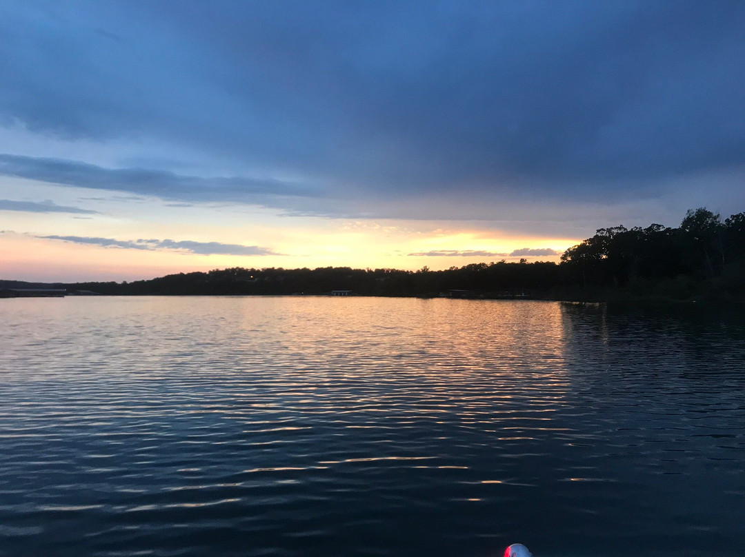 Kimberling Oaks Resort主图