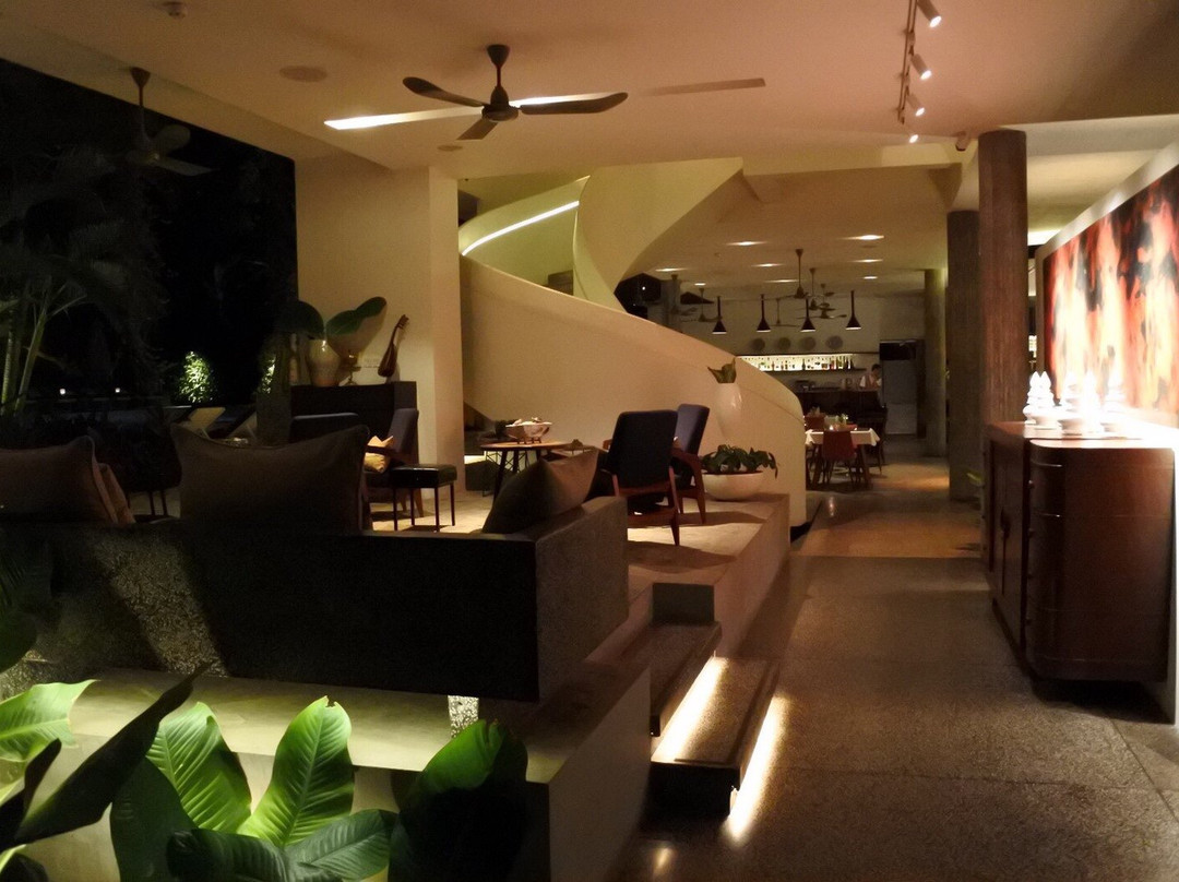 维罗斯酒店主图