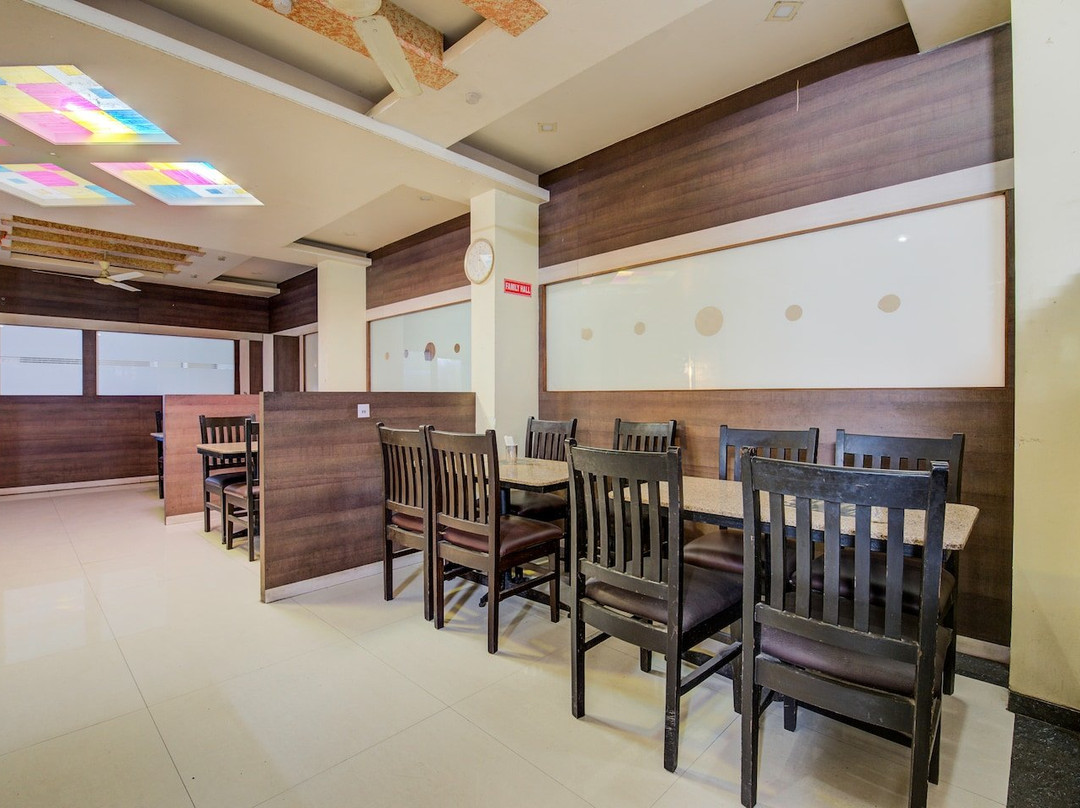 OYO 24125 Hotel Aakash主图