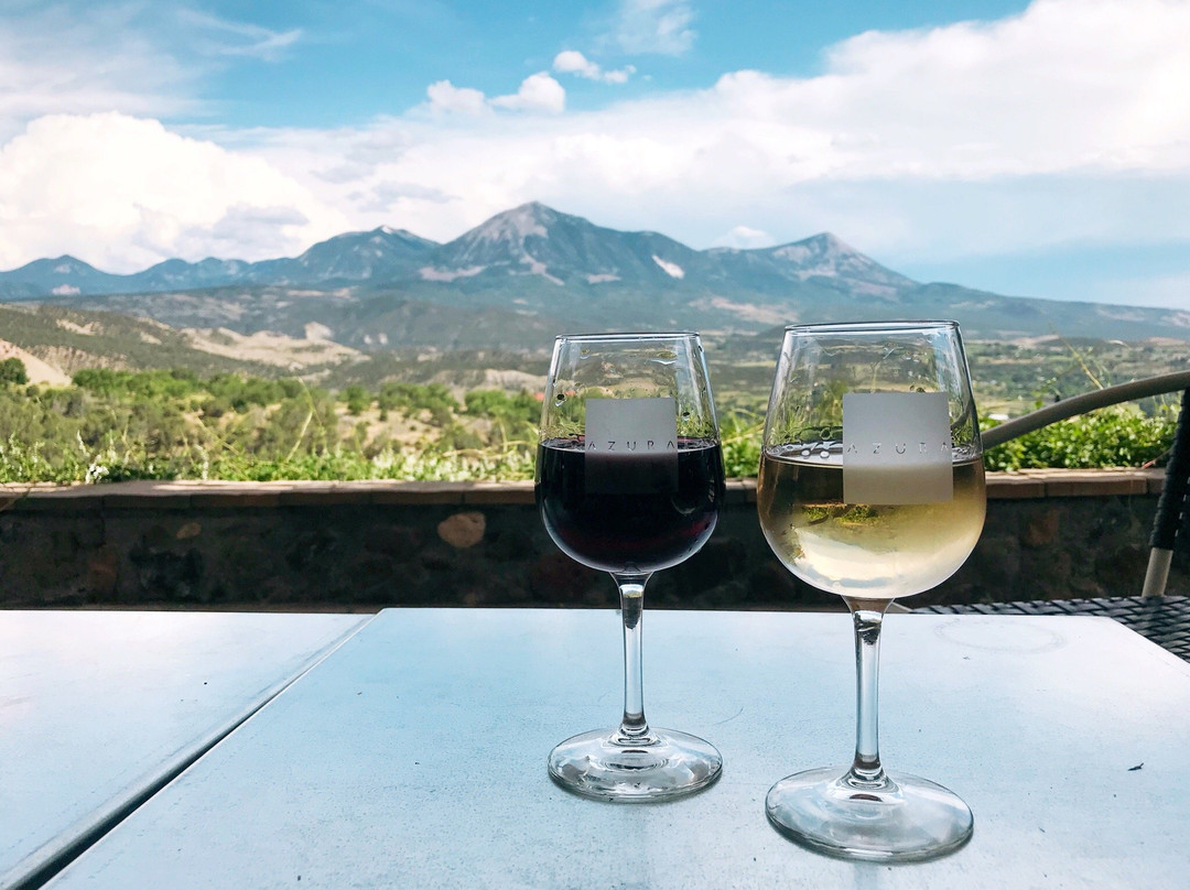 Azura Cellars and Gallery景点图片