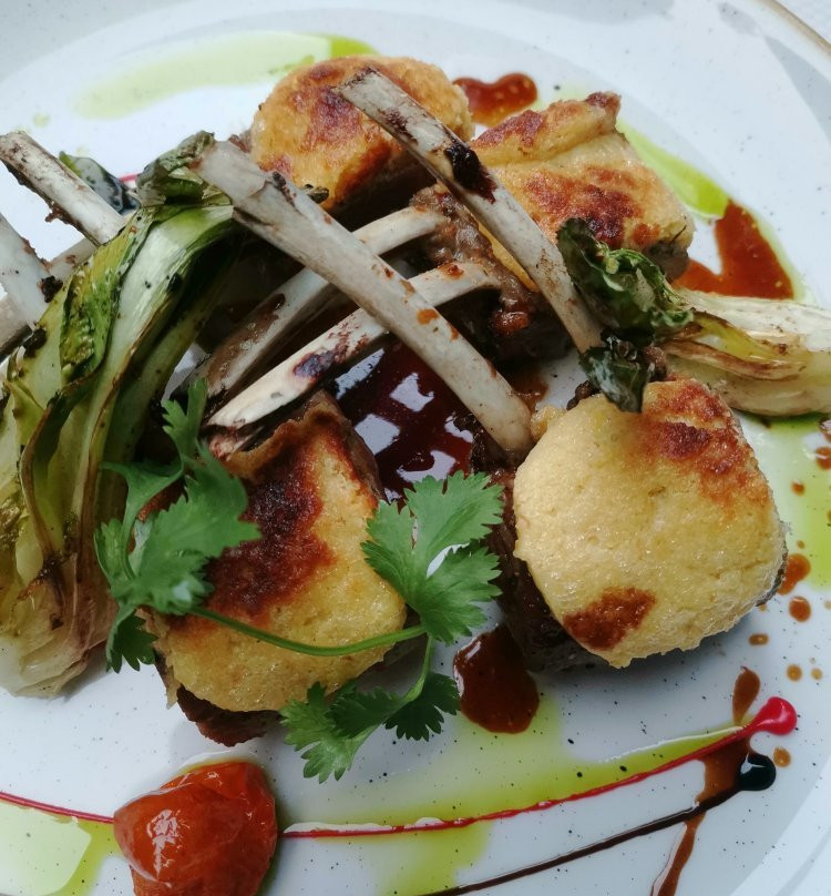 英格费根城堡酒店主图