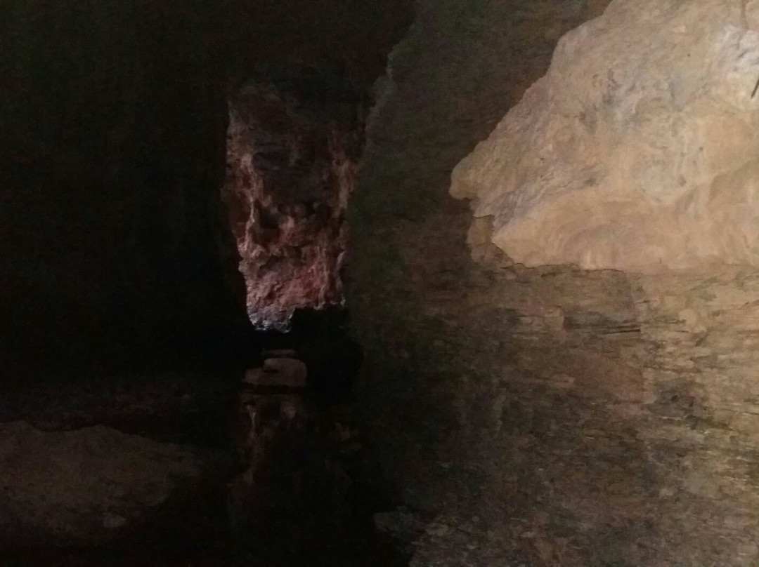 Caverna Claraboia-Mambai必去景点