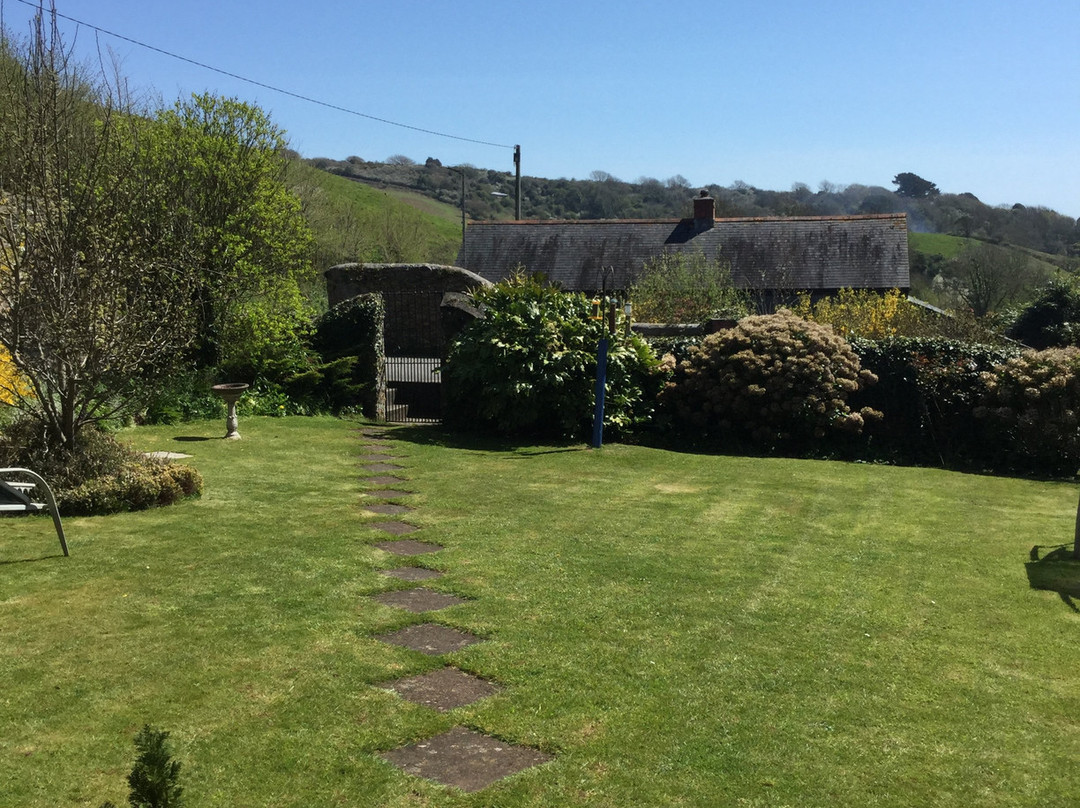 Coombe House Bed and Breakfast主图