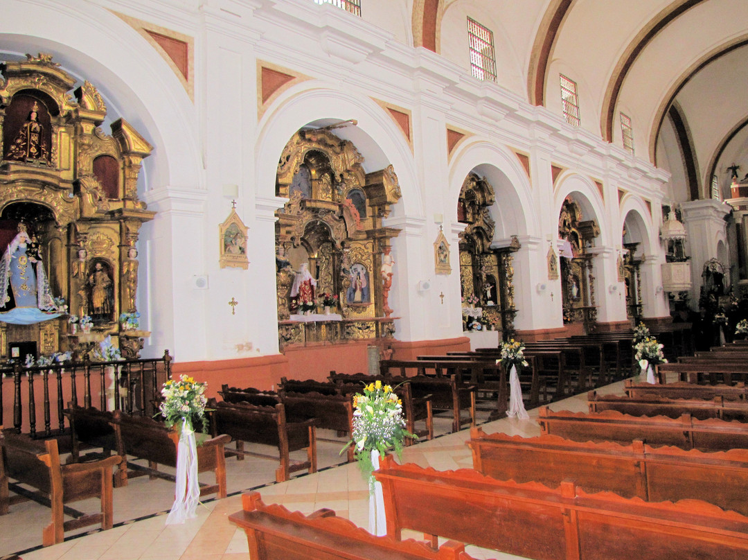 Iglesia Ntra. Sra. de La Asuncion-Chilca必去景点