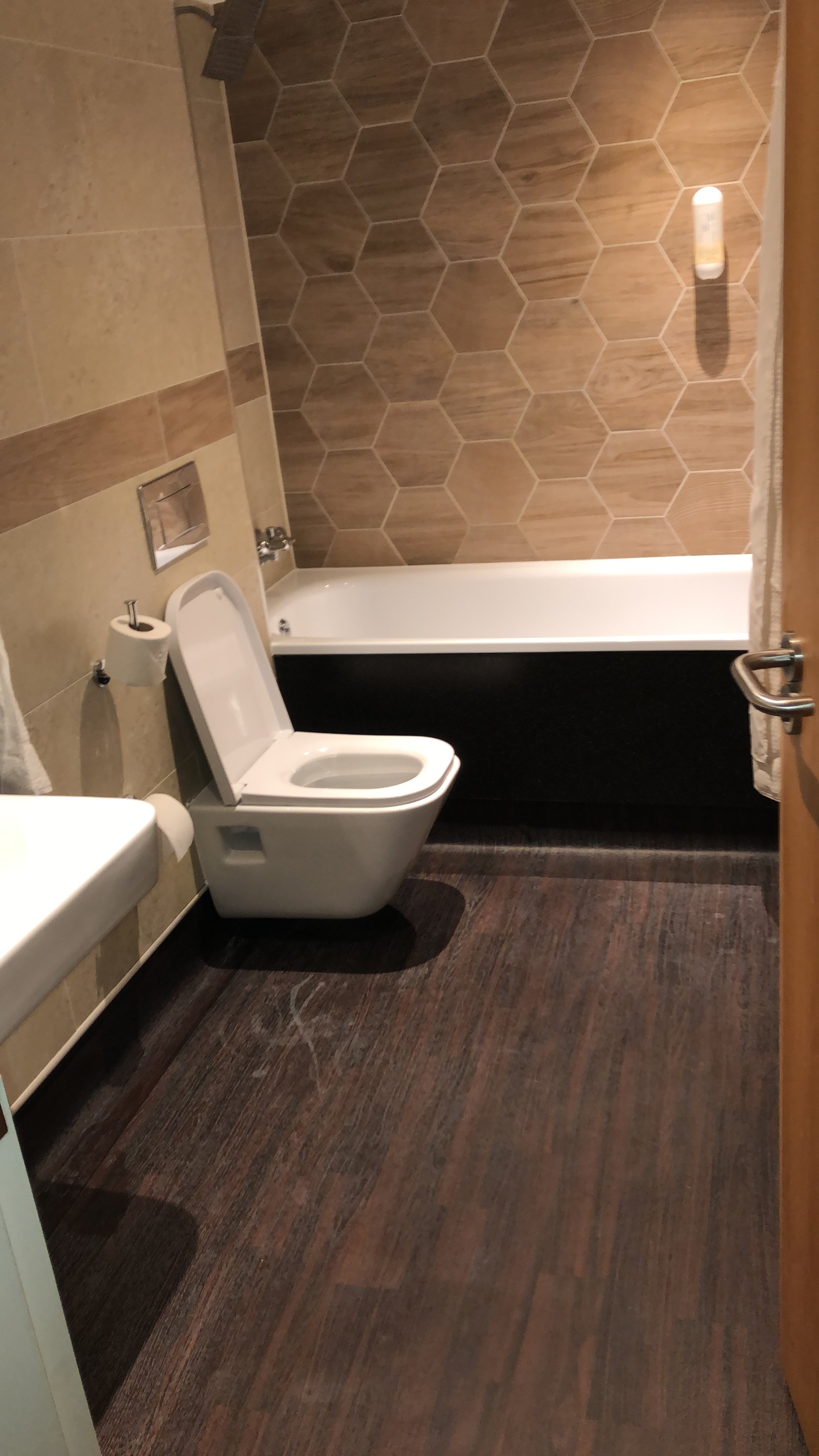 The Crown Hotel-官方