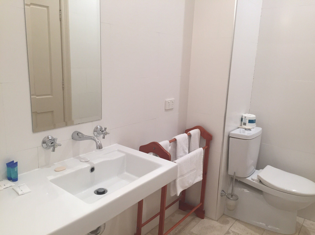 The Playhouse Hotel主图