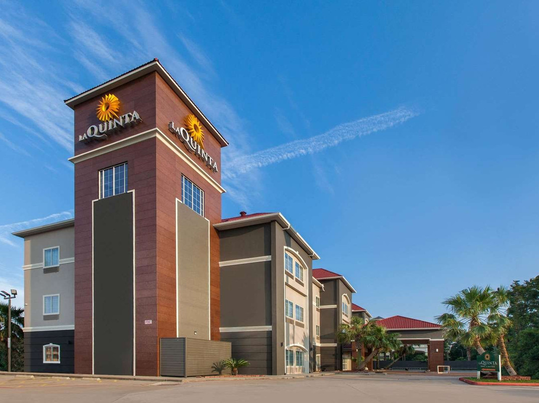 La Quinta Inn & Suites Houston New Caney主图