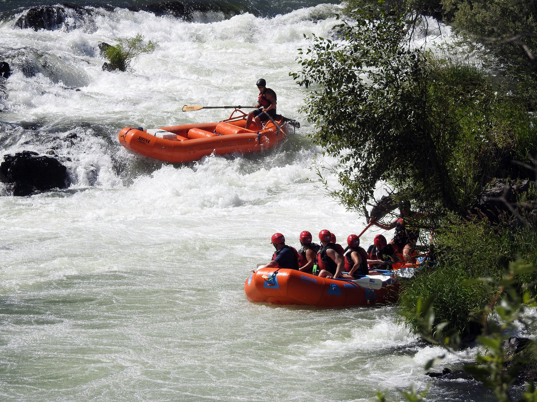 Ti'lomikh Falls-Gold Hill必去景点