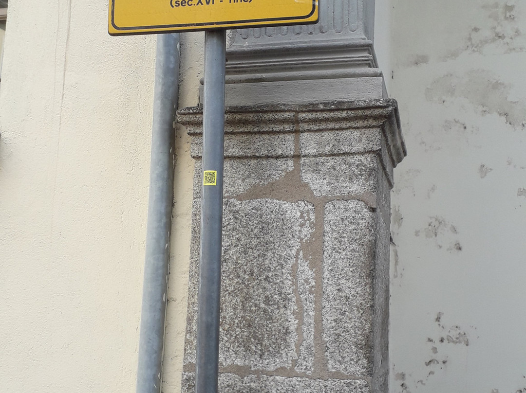 Ex Chiesa di Santa Croce-韦尔切利必去景点