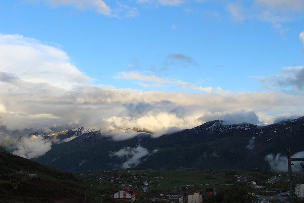 Gudauri Hotel Loft主图