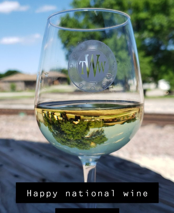 Train Wreck Winery-Algona必去景点