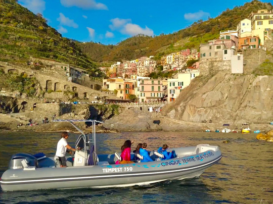 Cinque Terre Sea Tours-拉斯佩齐亚必去景点