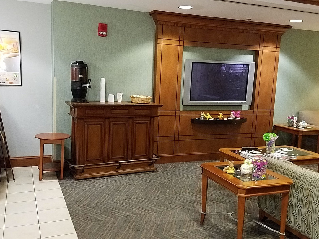 Holiday Inn & Suites Beckley By IHG主图