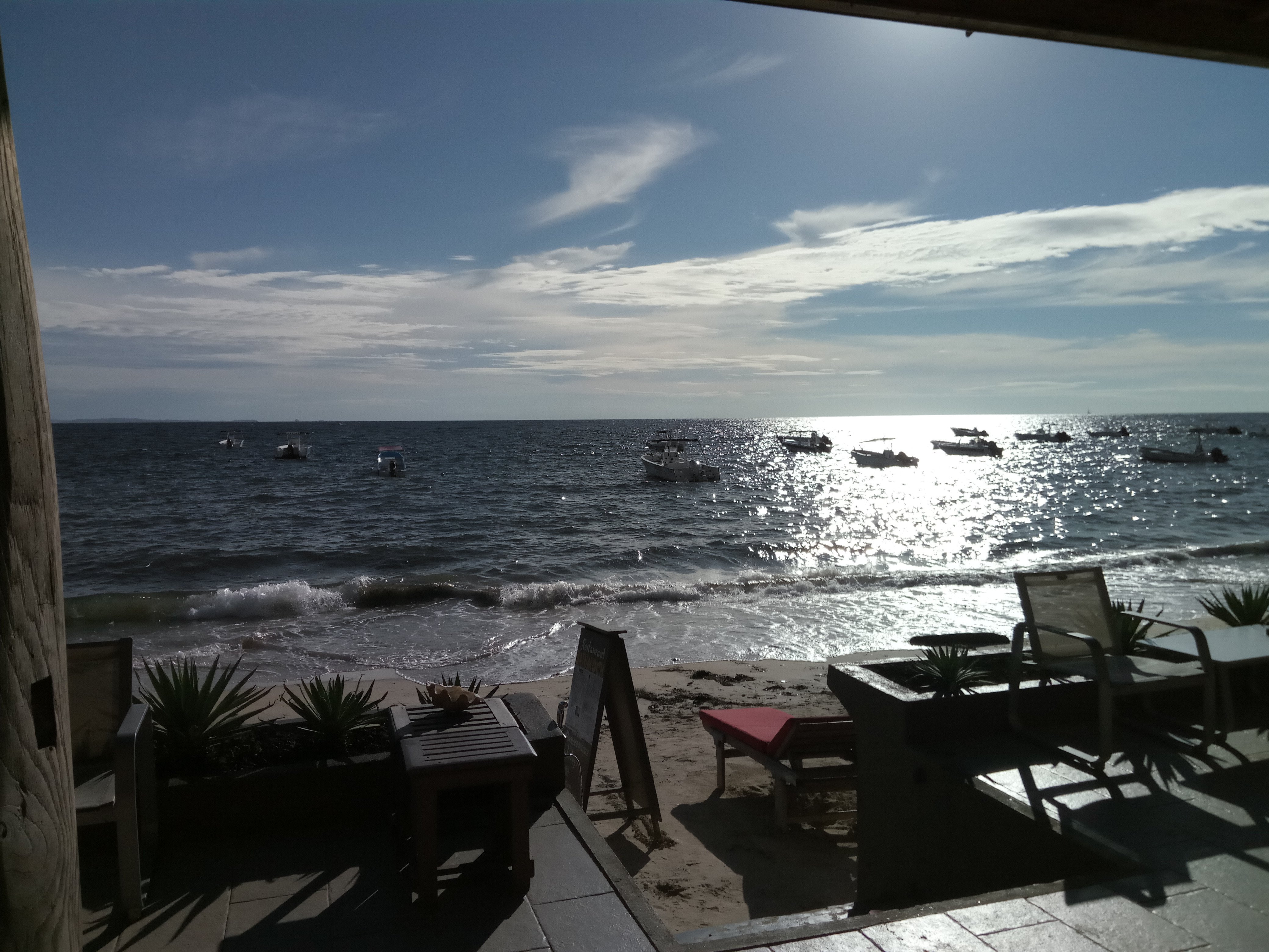 Hotel & Résidence Sarimanok-泳池