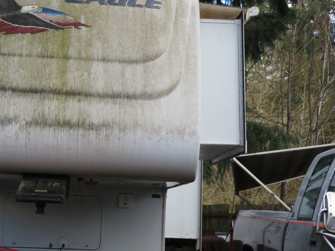 Riverside Resort主图