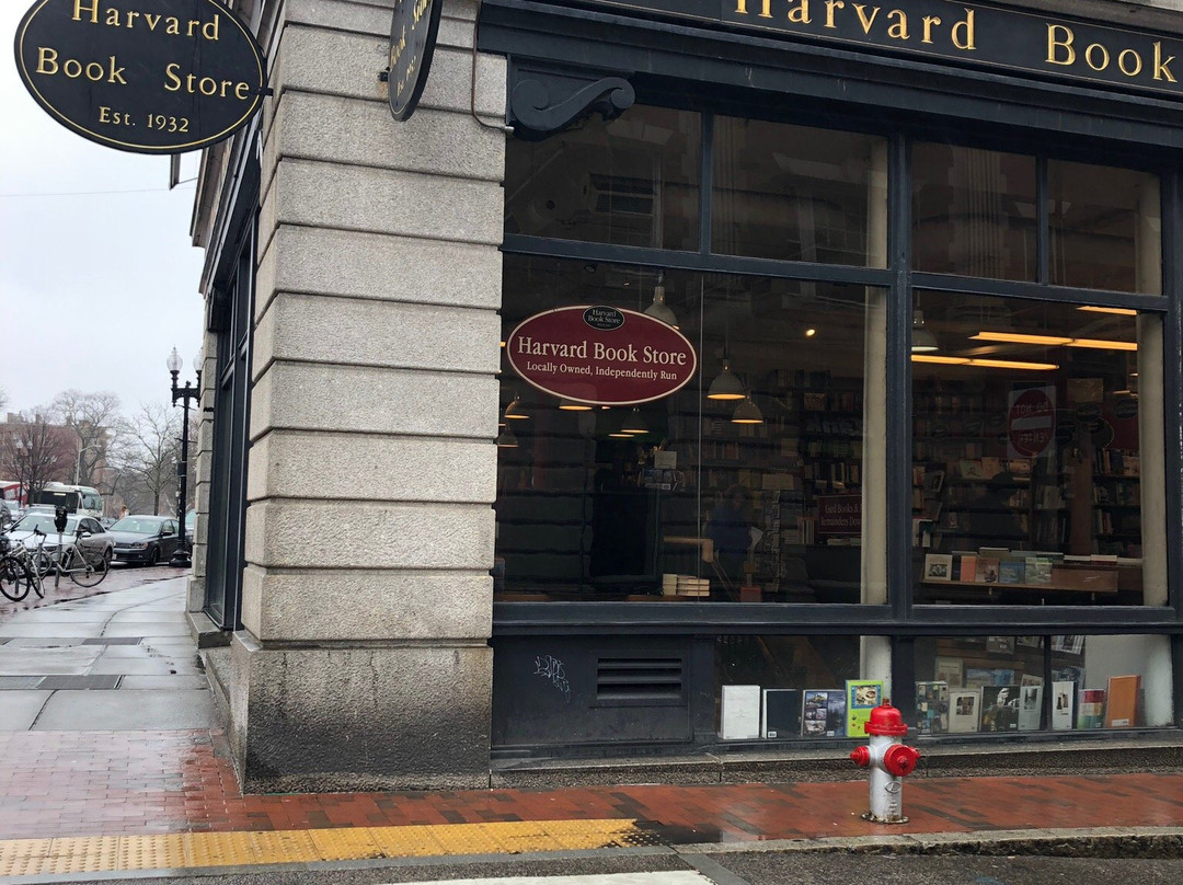 Harvard Book Store-剑桥必去景点