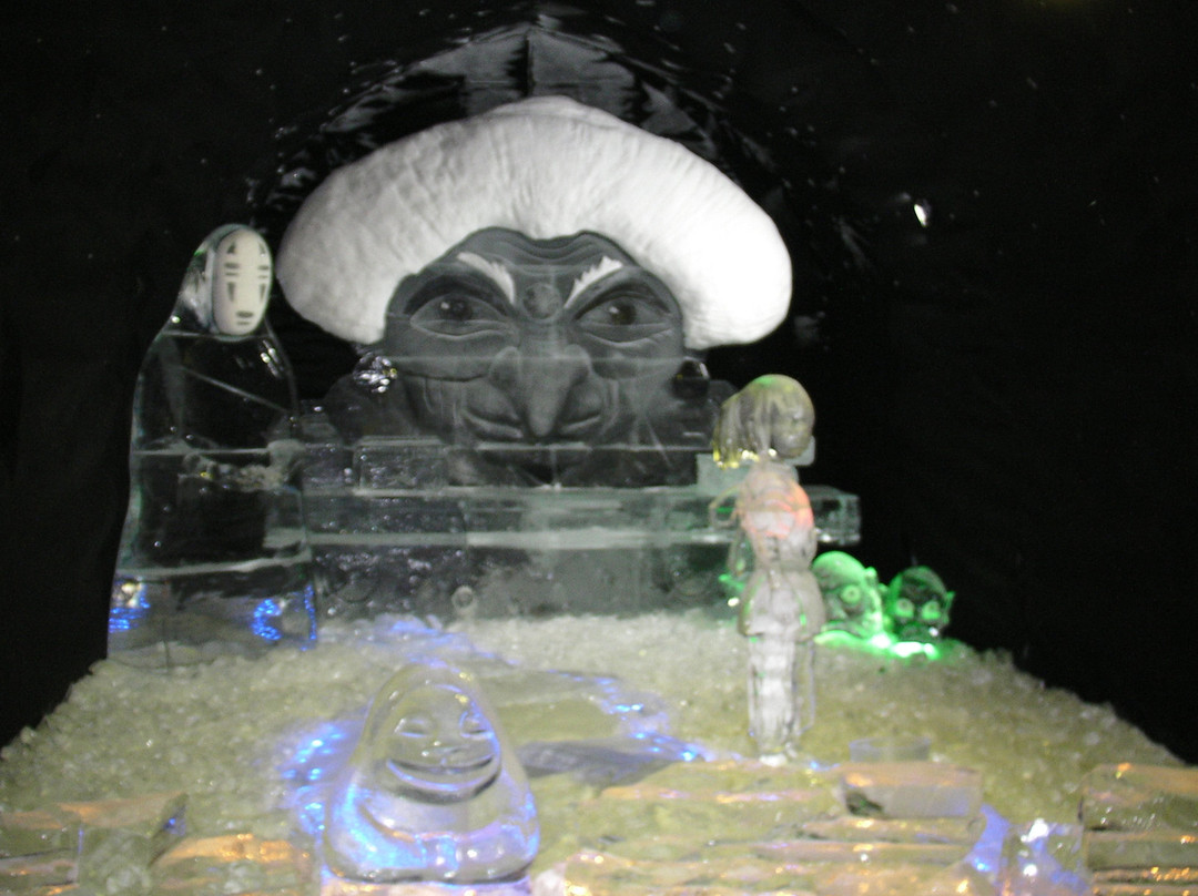 Ice Sculpture Gallery景点图片