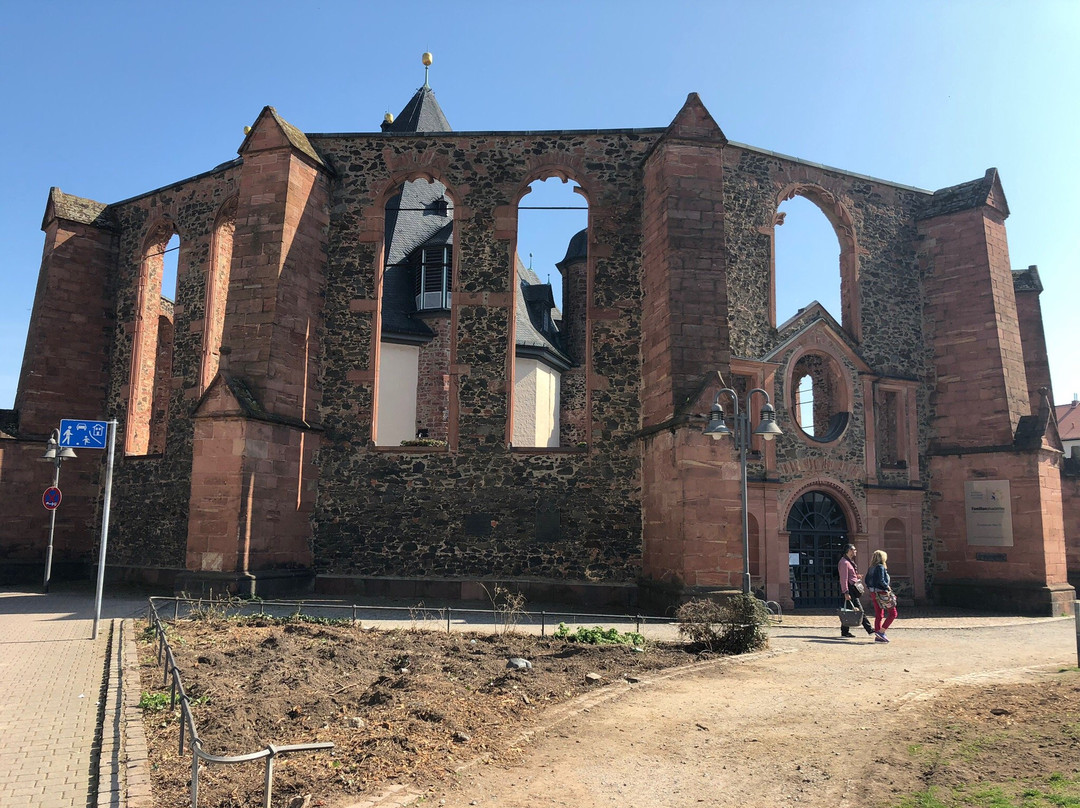 Wallonisch-Niederländische Kirche-哈瑙必去景点