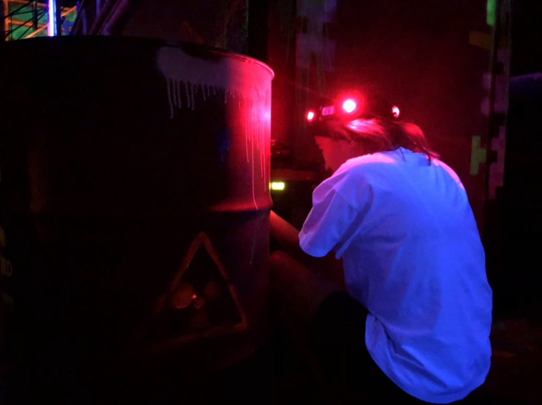 Yok Pok Ying Laser Games-曼谷必去景点