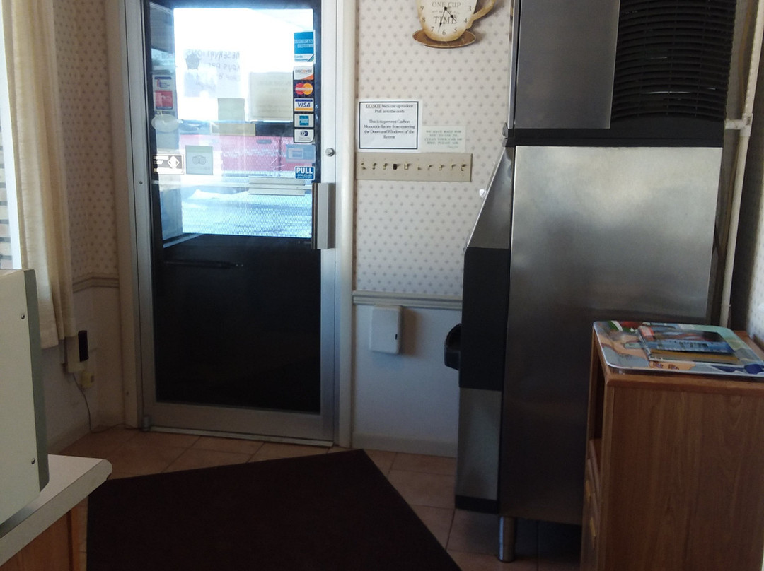 Budget Host Inn Manistique主图