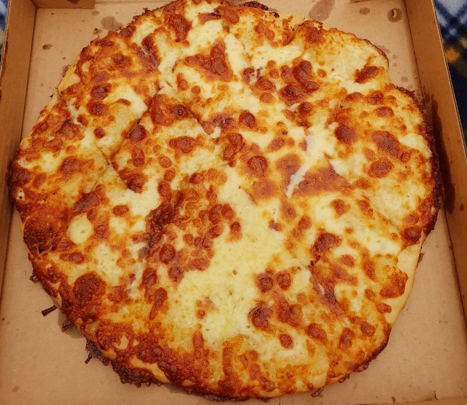 贝尔格雷夫餐馆和美食-La Collina Pizzeria