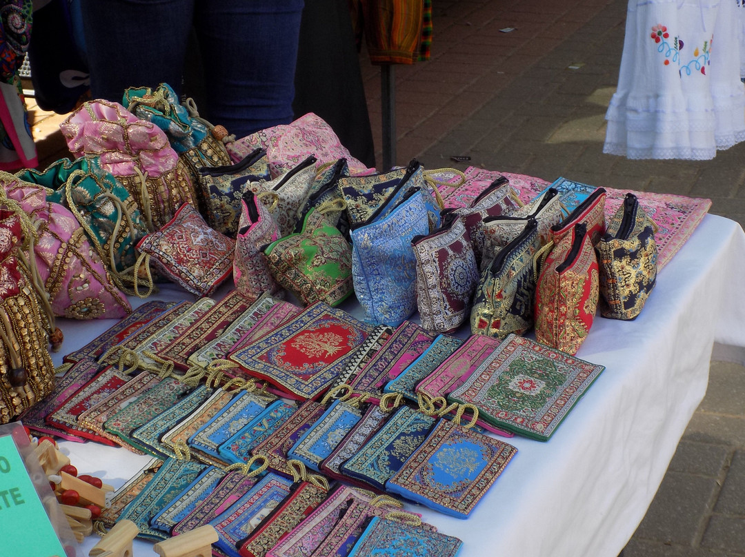 Round Town Travel-卡尔佩必去景点