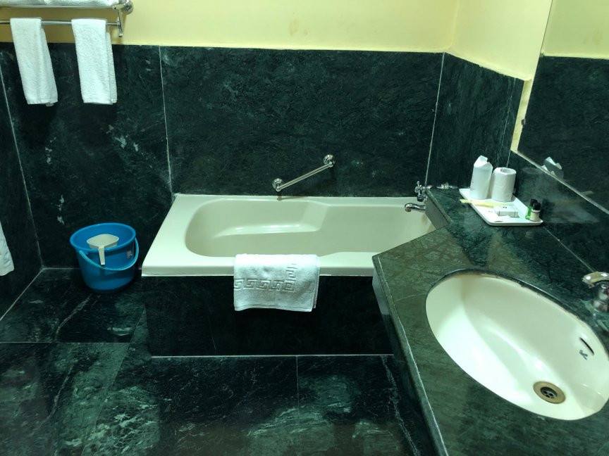 The Royal Residency主图