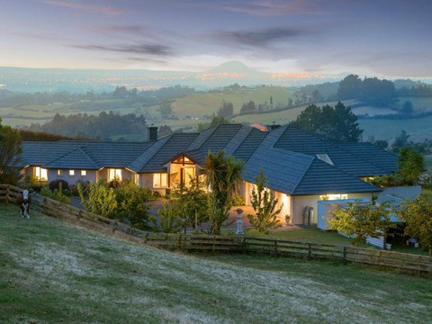 Paengaroa酒店住宿-Tauranga Lodge