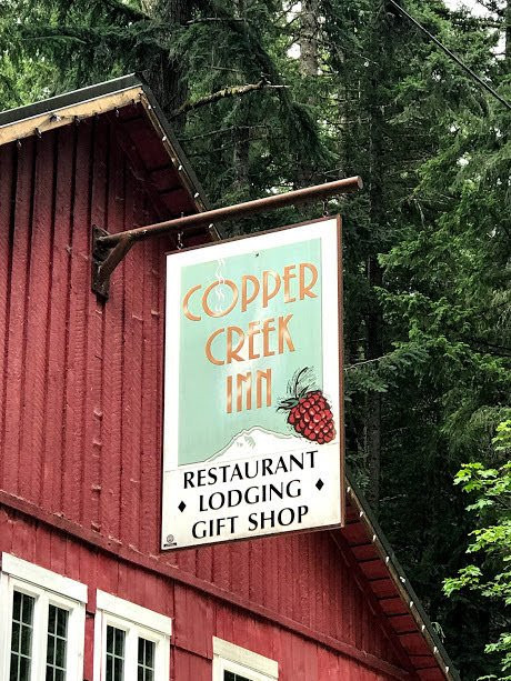 Copper Creek Inn主图