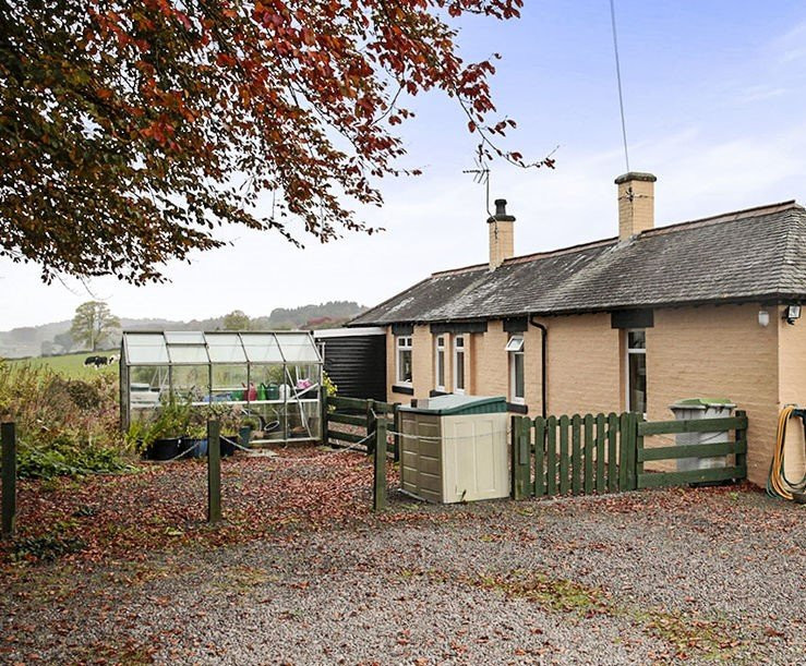 The Red House near Moffat主图