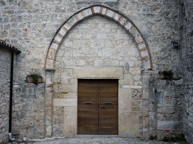 Chiesa di San Pietro a Campovalano景点图片