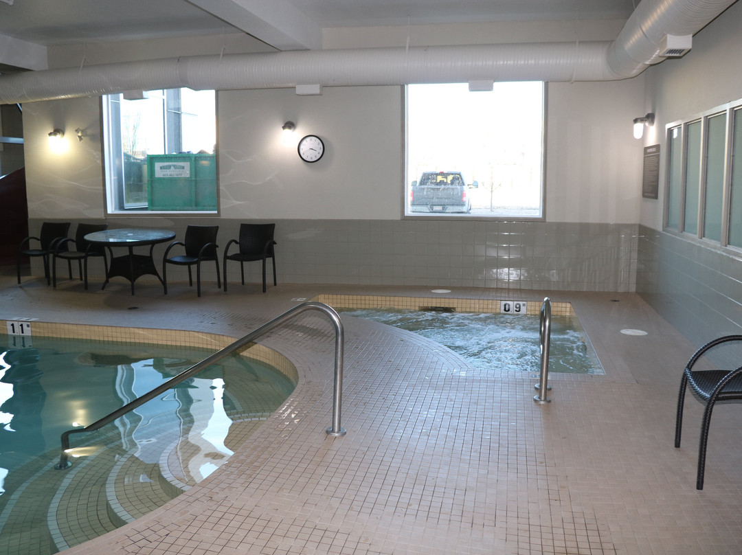 Canalta Airdrie主图