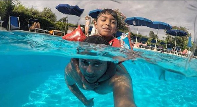 高尔夫大酒店主图