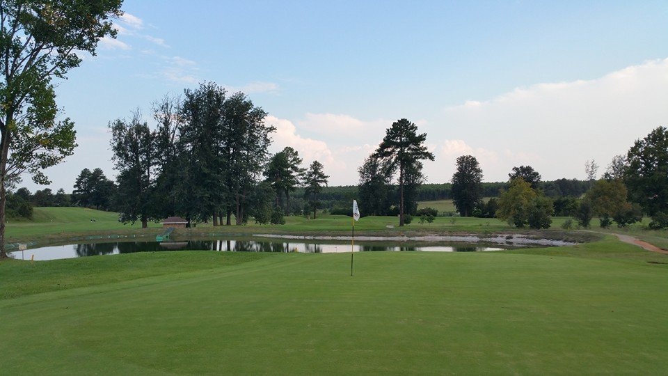 White River Country Club-白河必去景点