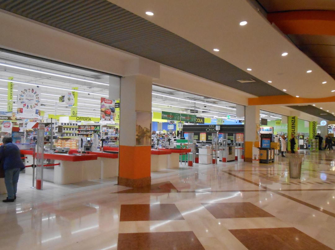 Gallerie Centro Commerciale Auchan景点图片