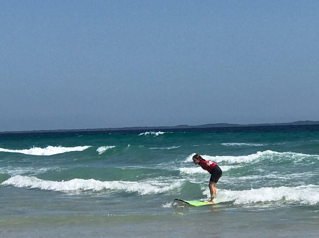 North Stradbroke Island Surf School景点图片