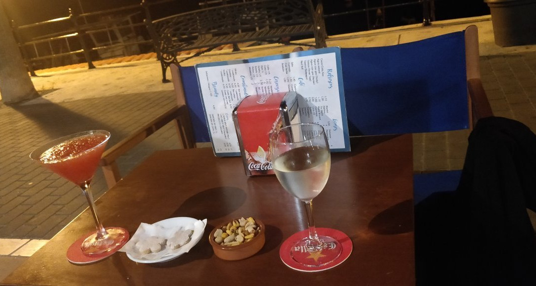 Tutti Bar Cockteleria-Es Castell必去景点