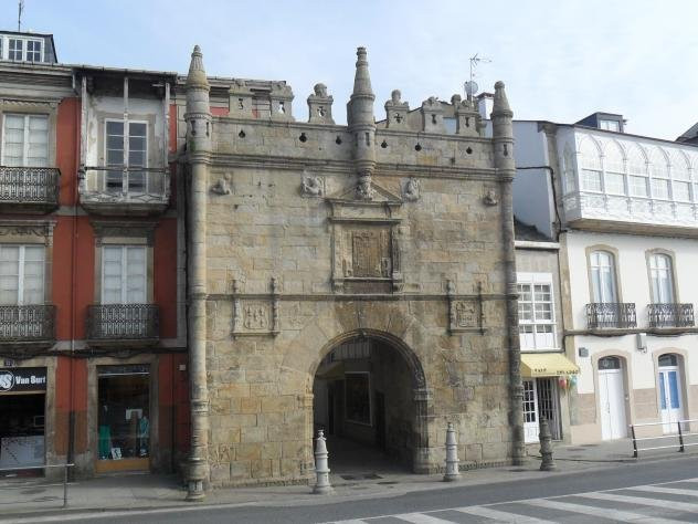 Porta da Vila景点图片