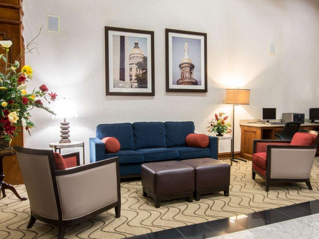 Comfort Suites Cumming-Atlanta Near Northside Hospital Forsyth主图