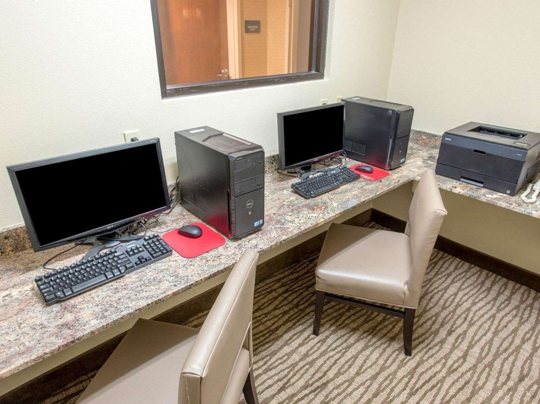 Comfort Suites Port Allen - Baton Rouge主图