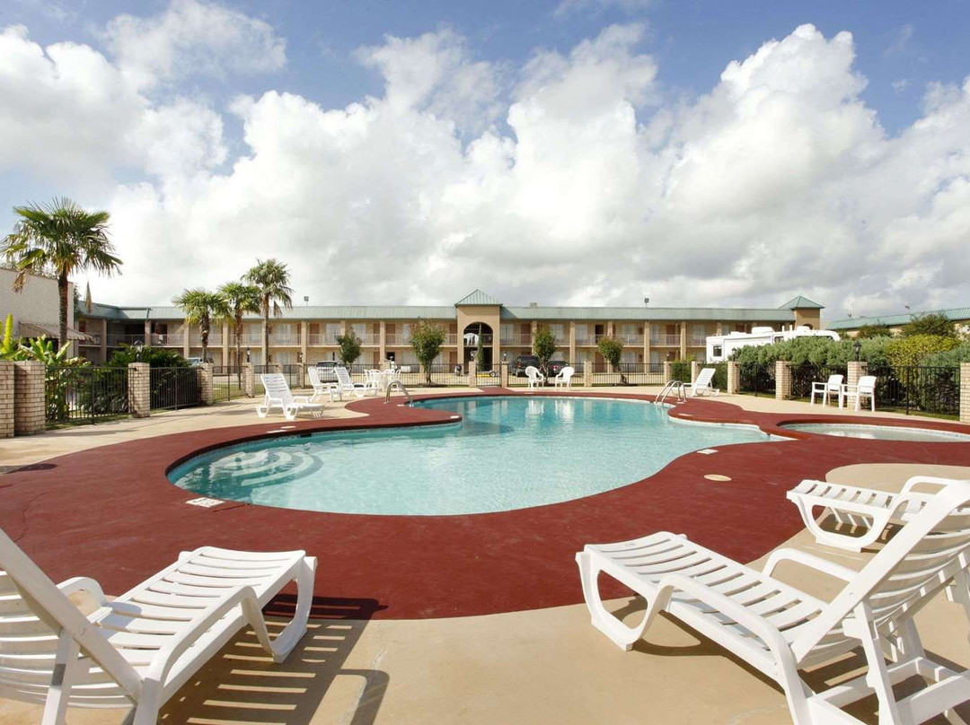 Super 8 by Wyndham New Iberia主图