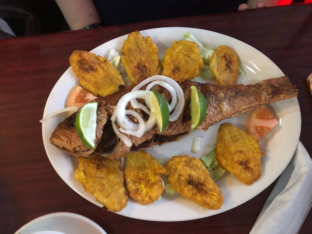 Borinquen Restaurant & Pizzeria