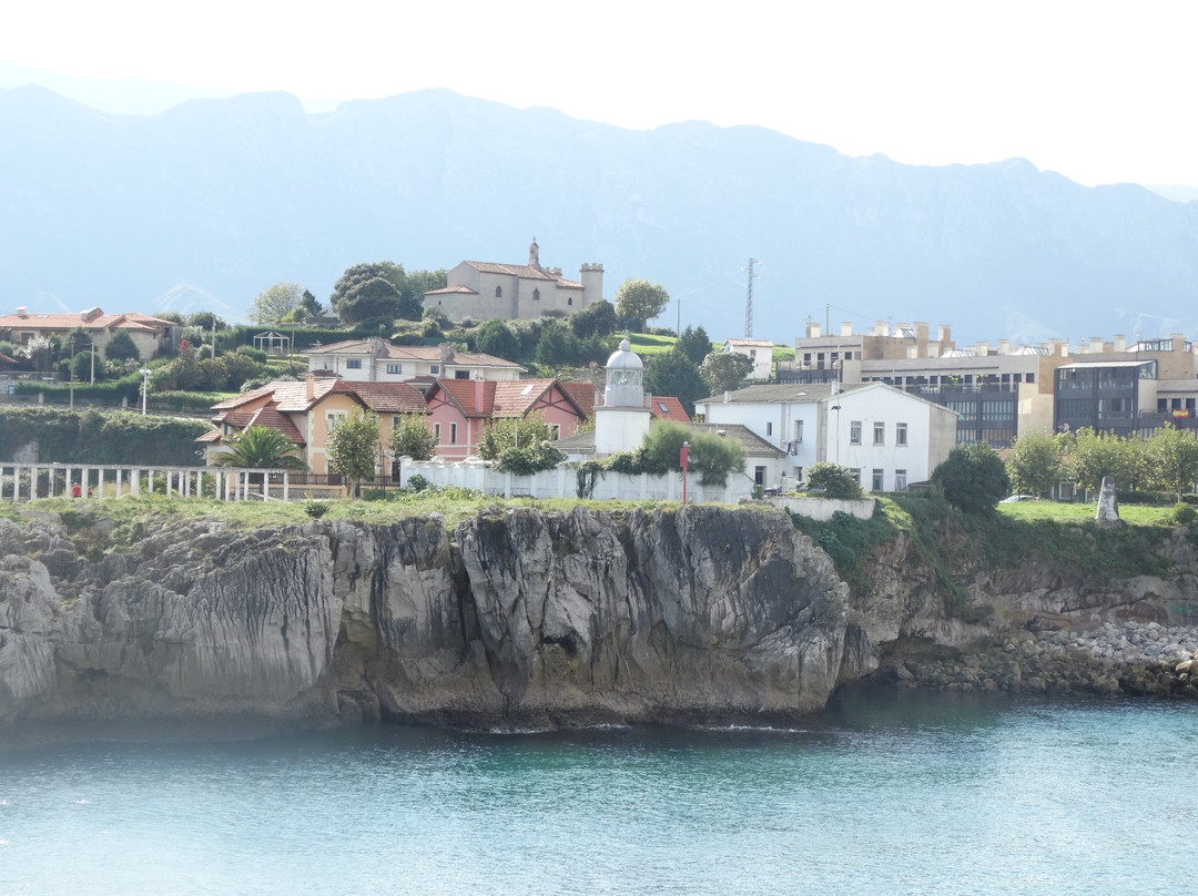 Faro de Llanes-利亚内斯必去景点