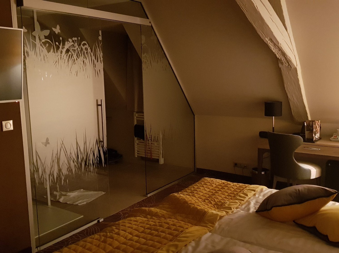 Hotel Restaurant La Couronne主图