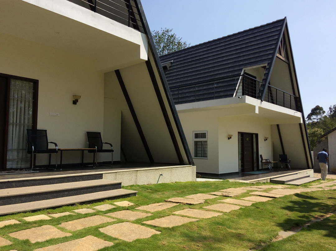Yellow Lake Resort And Spa主图