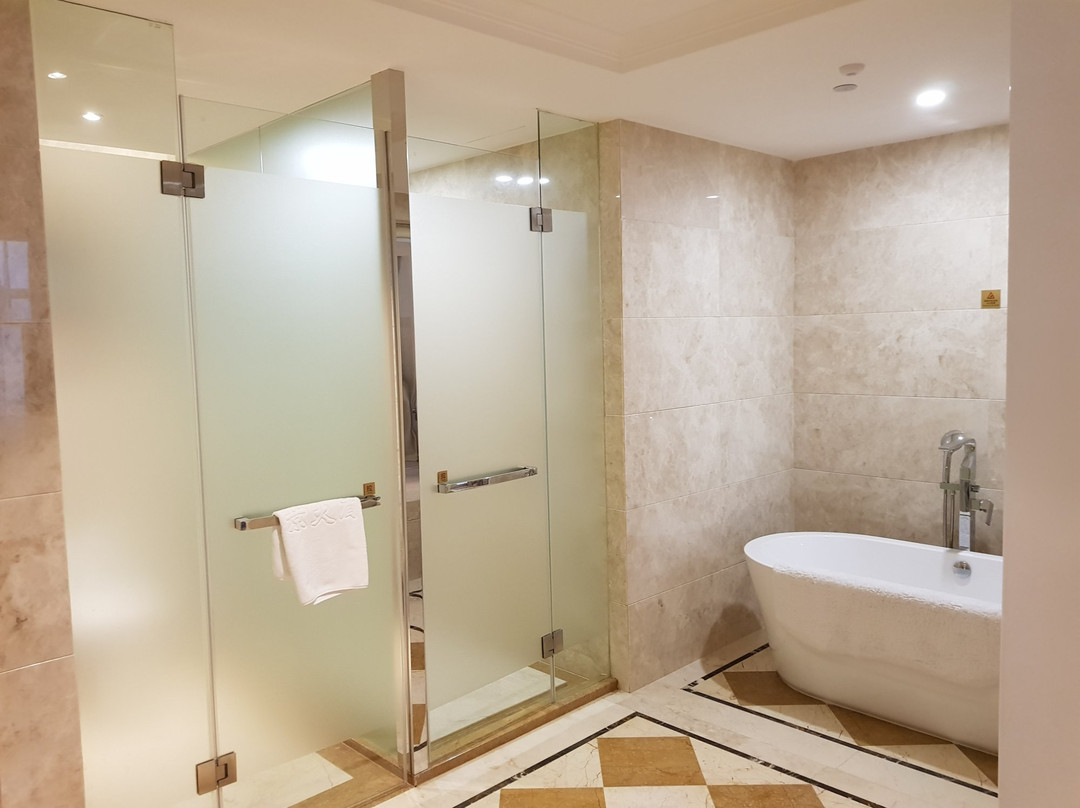 华京大酒店主图