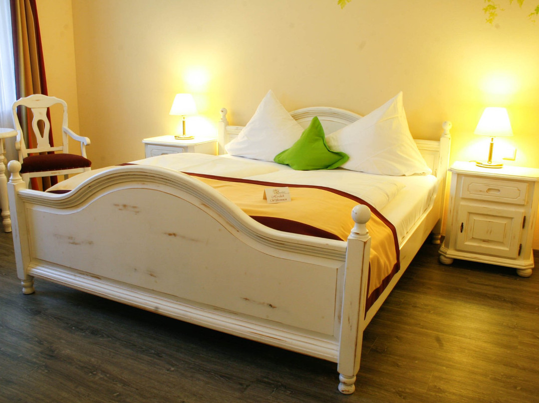 施皮特酒店主图