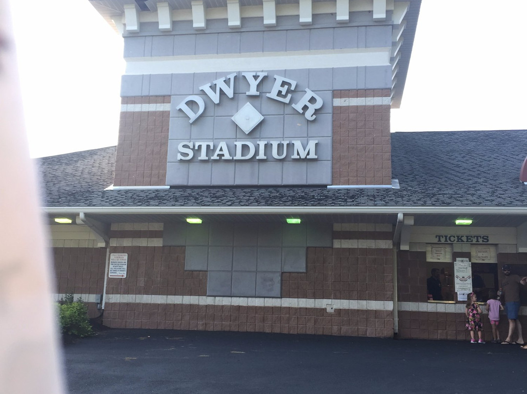 Dwyer Stadium景点图片