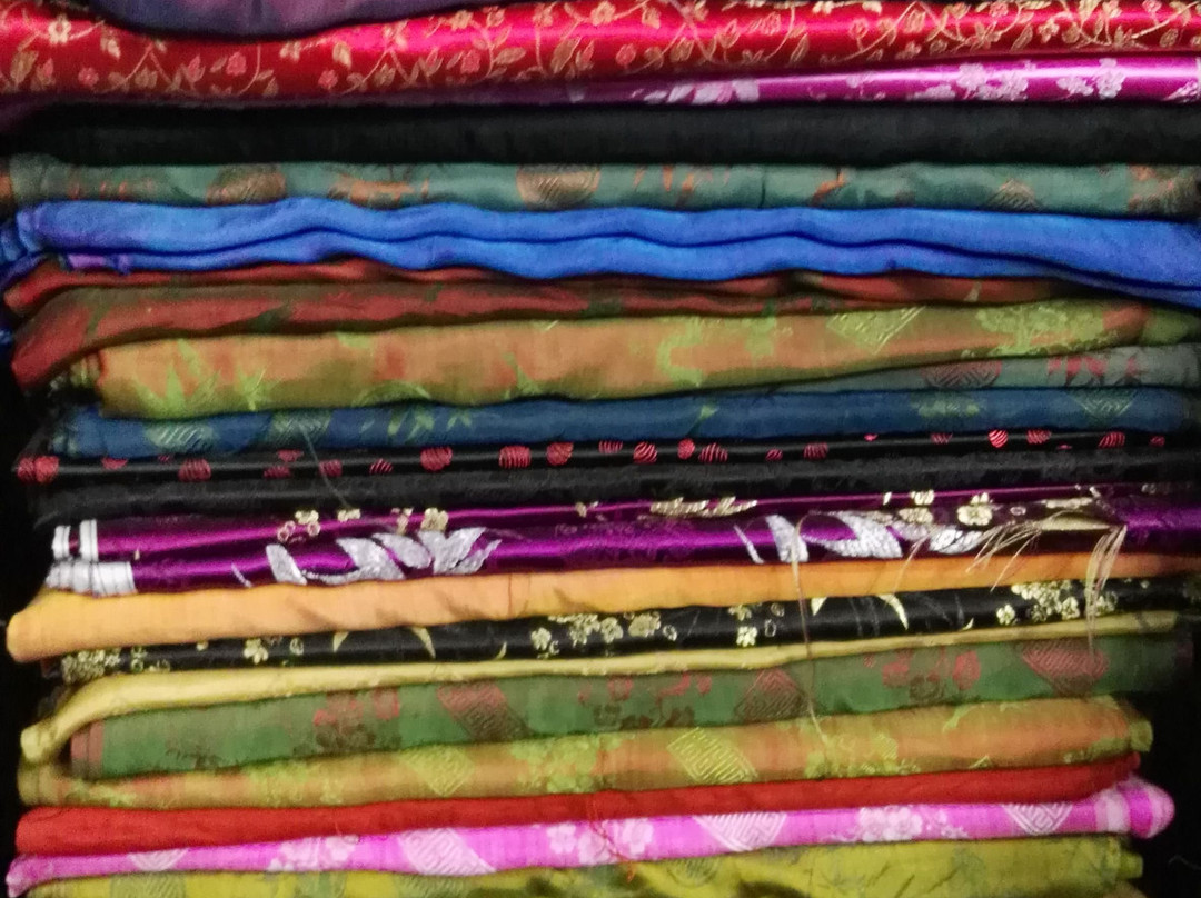 Cao Minh Clothes Shop-会安必去景点